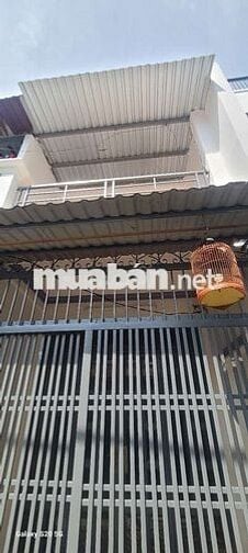 Nhà 3,5 x 12, trệt, gác suốt , nhà mới ban công đúc , 2wc. 6tr/ tháng