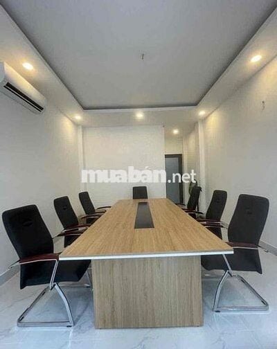 Nhà Hẻm 8M Thông Thoại Ngọc hầu.DT:4 X 20. 4 lầu 6PN 7WC 6 máy lạnh.
