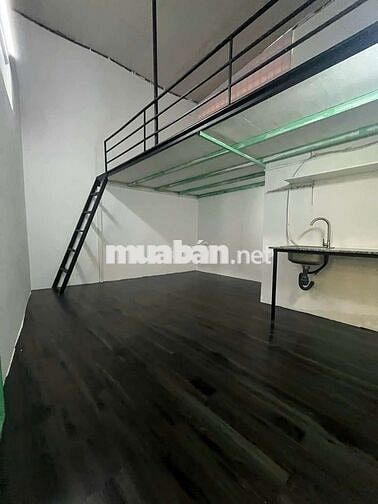 Cho thuê phòng trọ giá rẻ ngay cầu Bình Lợi đi bộ qua VLU