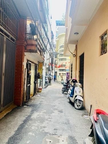Bán CHDV MỚI -QUAN HOA -GẦN PHỐ,THANG MÁY -18 Phòng -Dòng tiền 90tr/th