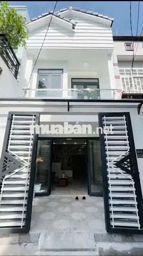 890tr sang tên nhà gần chợ Bình Điền, có sổ hồng riêng đã hoàn công.