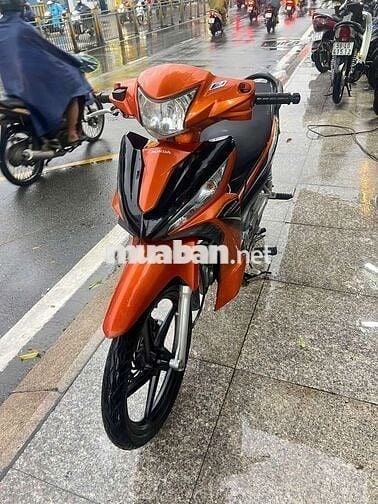 Honda wave RSX Fi 2017 mới 90% biển số thành phố