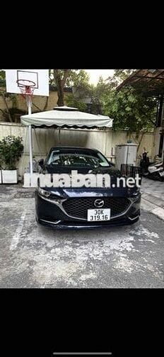 Mazda 3 luxury 2022 Màu Xanh xe gia đình ít đi