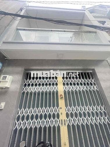 Nhà giáp Lê thúc hoạch-DT4x8- đúc 2 tầng- chỉ 3.xtỷ
