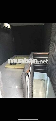 nhà nhỏ 1pn 1wc 1 lầu có ban công có máy lạnh tủ lạnh
