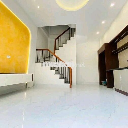 Chỉ 6 tỷ - Hoè Thị - 35m2 nở hậu - chỉ 15m ra ô tô tránh - ở ngay