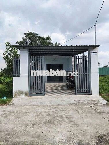 KẸT TIỀN BÁN GẤP NHÀ CẤP 4 , 144M² TÂN AN HỘI, CỦ CHI – GIÁ 750 TRIỆU