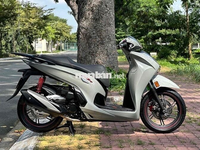 SH350i đklđ 2024 siêu lướt 9900km bán BAO TÊN !!!