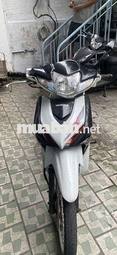 Nhà dư xe cần bán lại