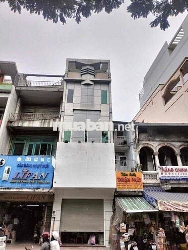 nhà ở mặt tiền 3 tần một lửng một sân thượng
