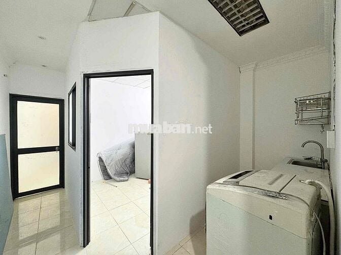 CHO THUÊ CĂN HỘ DẠNG 2PN CỬA SỔ LỚN 40m2