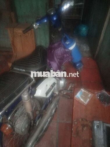 Bán xe cud 50 0gi cho anh em nào cần, máy móc êm