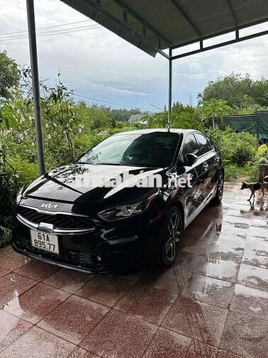 Kia Cerato 2021 2.0 AT PREMIUM - 80000 km