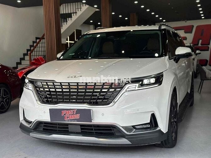 Kia Carnival 2023 Signature 2.2D - 32000km một chủ