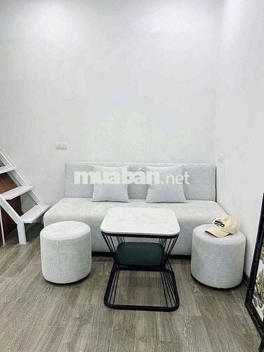 căn hộ tập thể tầng 3 Văn Chương 18/55m sử dụng 2,25 tỷ sổ đỏ riêng l