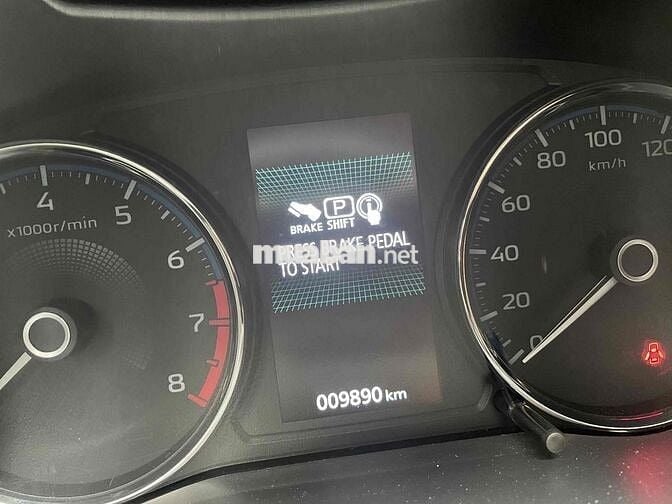 Mitsubishi Xpander 2022 AT Premium - 9950 km
