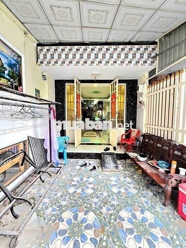 🔥🔥🔥 BÁN NHÀ SỔ HỒNG RIÊNG - TO ĐÙNG 4PN...GIÁP QUẬN 7🔥🔥🔥