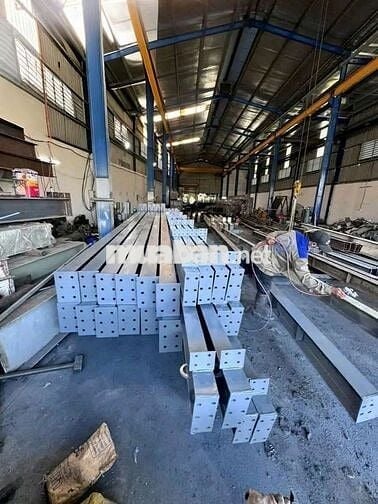 Xưởng cho thuê Đức Hòa thượng DT 1200m đường content 24/24