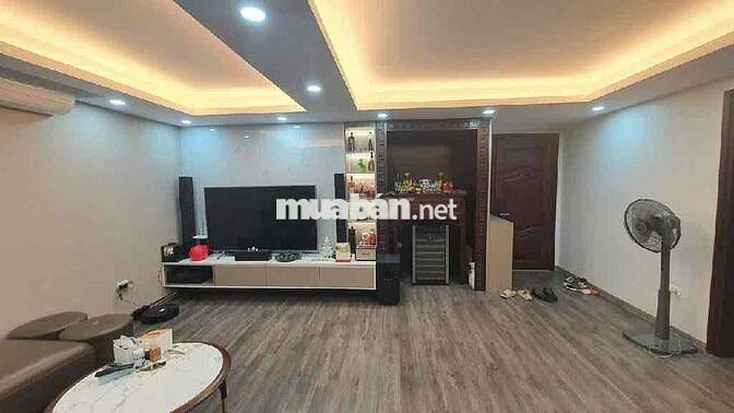 Bán Chung Cư Nguyễn Văn Cừ,LB 70M thuộc chung cư Đoàn 871 giá chỉ 4,x