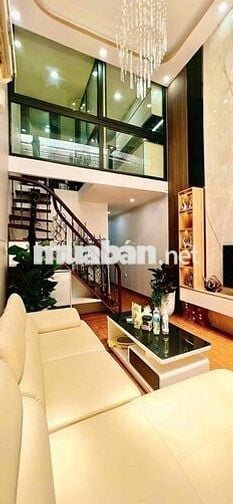 Cực hiếm . phố cổ Trần Nhật Duật 100M- 3ngủ-2 vs full nội thất ở sương
