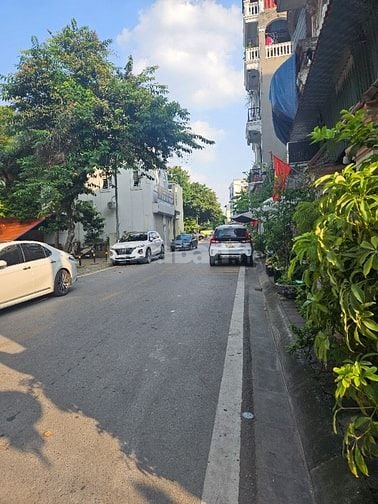🔥🔥🔥SIÊU PHẨM THẠCH BÀN - 4 NGỦ  - 2 THOÁNG ,38m2, giá 5,8 tỷ, 