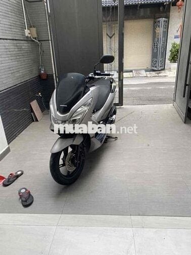 Xe nhà dùng từ lúc mua PCX chạy tốt máy êm