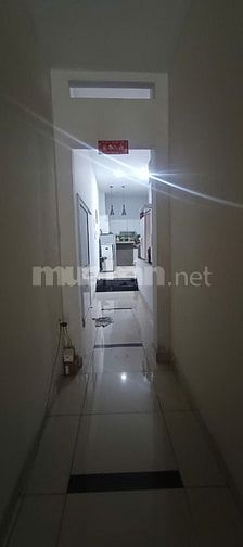 Bán CC Lầu 1, dt: 101m2, 3pn, 2wc, Hải Thượng Lãn Ông, Q5. 3.6 tỷ