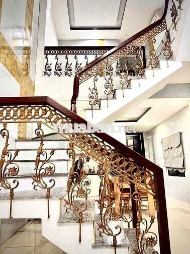 LÔ GÓC 2 TẦNG MỚI - SÁT BIỂN SƠN TRÀ - GIÁ CHỈ 5,2 tỷ
