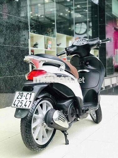 Liberty 125 3vie 2014 màu trắng xe đẹp