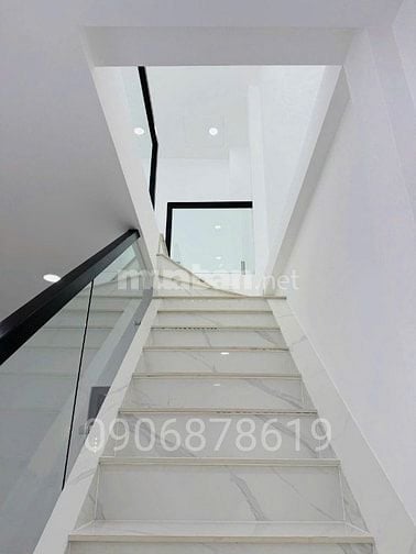 cần bán nhanh hẻm otoo , 5,45x15m . 2 tầng,, hẻm lê văn sỹ p12, quận 3