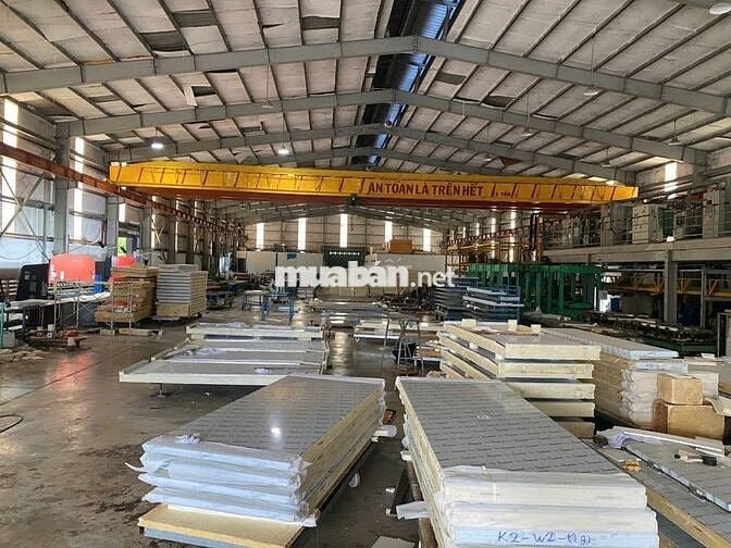 Cho Thuê Kho Xưởng 2700m² KCN Tân Phú Trung Có 2 Cầu Trục 10 Tấn