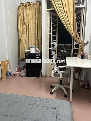 Share phòng có ban công 1:1 nữ 1tr4 Cao Thắng quận 3