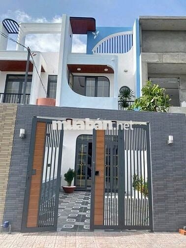 Chủ nhà kẹt tiền bán gấp giảm 200tr còn 2ty250 ( còn thương lượng )