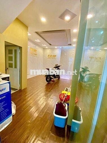 [Đường Bùi Thị Xuân, Tân Bình] Cho thuê mặt bằng TẦNG TRỆT khu Phạm Vă