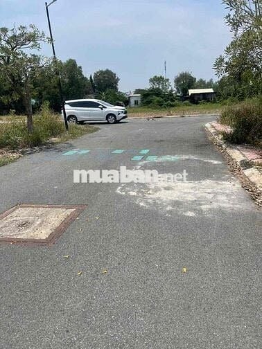 CHỦ THANH LÝ LÔ ĐẤT ĐẸP GIẢM ĐẾN 100 TRIỆU