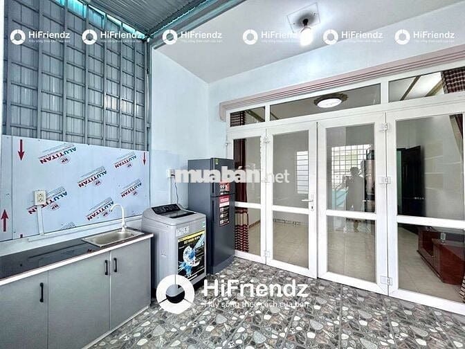 CHDV, phòng trọ gần Q5, full nội thất, có sân thượng rộng, DT 40m2