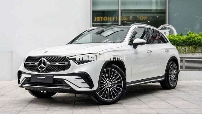 Mercedes Benz GLC300 4Matic 2023 - 28000 km