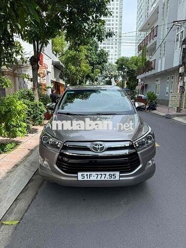 Toyota Innova 2.0 V số tự động đời cuối 2016