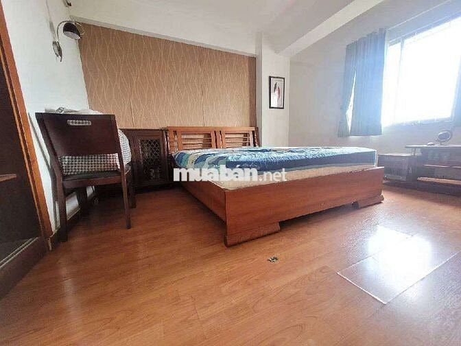 Chung cư Miếu nổi ,55m2, 2pn thoáng mát.sát khu ẩm thực phan xích long