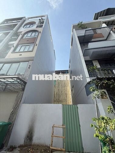 Bán Lô Đất Hiếm - (DT: 4.5x13.7m) - Xây Trệt Lửng 3 Lầu ST- Thống Nhất