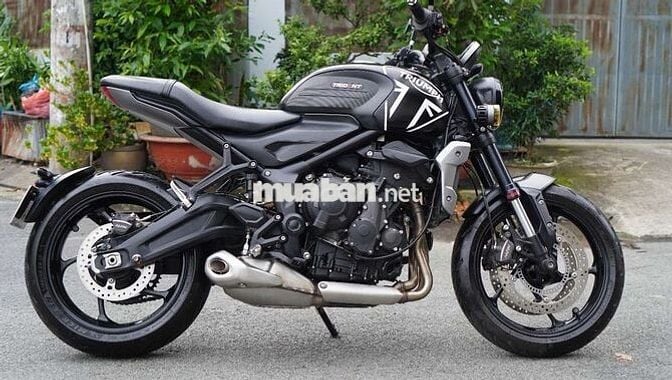 Triumph Trident 660cc - Matte Black - Biển SG