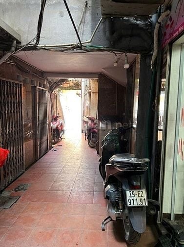 Cho thuê nhà 129 Nguyễn Lương Bằng,cách 1 nhà ra mặt đường,1 tầng 60m2