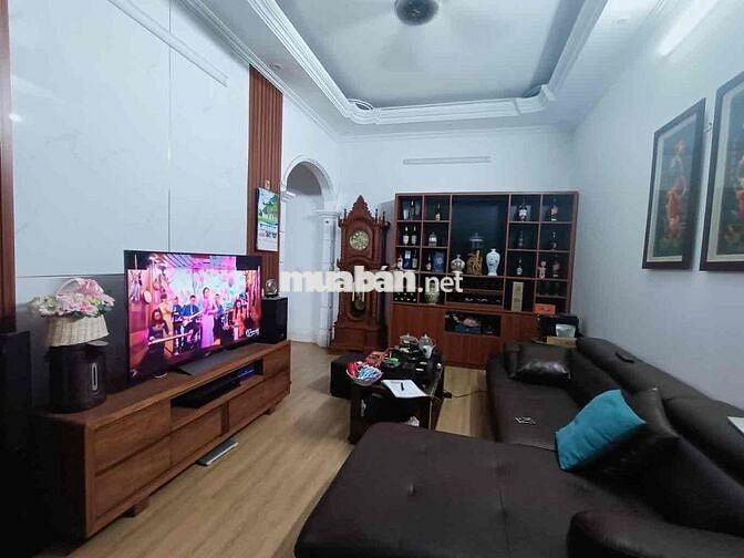 🌸 CHỦ CẦN TIỀN BÁN GẤP- PHỐ TRƯƠNG ĐỊNH- 40M2- 5T - 7.5 TỶ(CTL) NGÕ RỘ