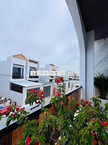 Nhà gần chợ Bình Chánh - 1T1L - 3PN