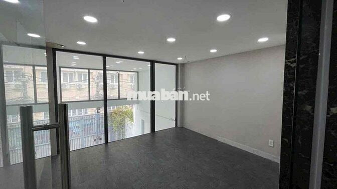 NHÀ CHO THUÊ 10PN, 10WC, CÓ THANG MÁY , LÊ VĂN VIỆT, P3, BÌNH THẠNH