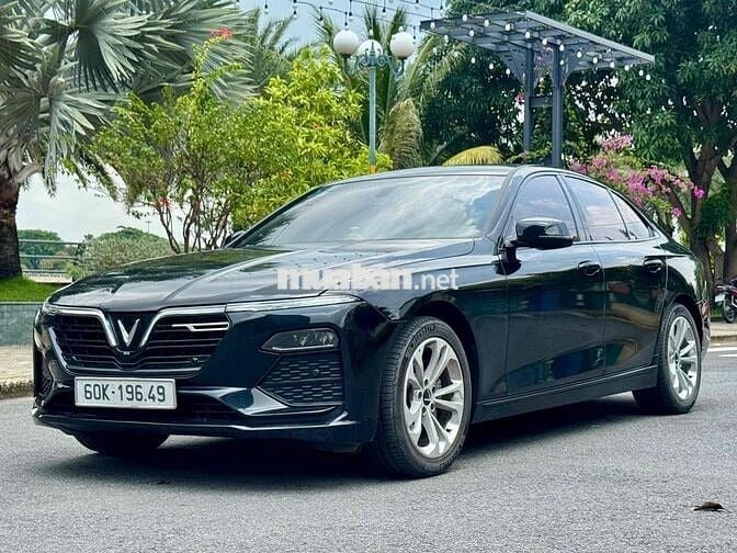 VinFast Lux A2.0 2022  Tiêu chuẩn - 22000 km