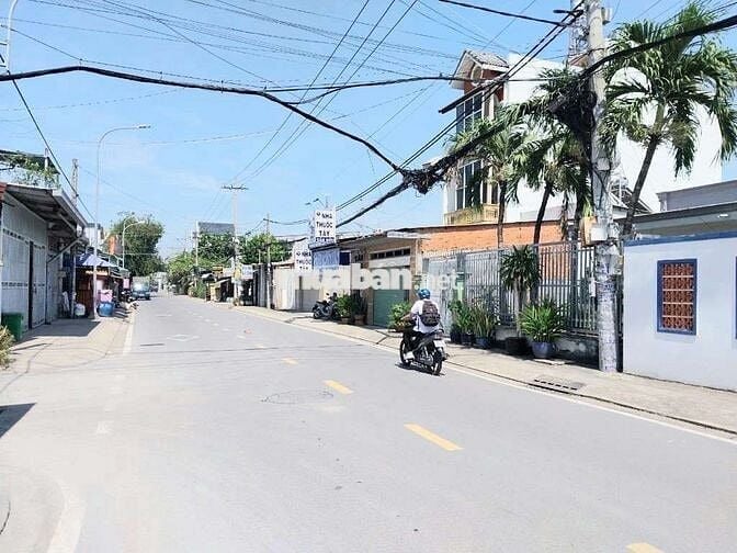 NHÀ ĐẸP HXH ĐÔNG THẠNH 3,HÓC MÔN, NGANG 4M,SÁT CHỢ ĐÔNG THẠNH,3,8 TỶ