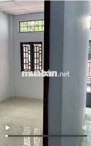Nhà hẻm 1 xẹt, rộng rãi thoáng mát, phù hợp cho gia đình có em bé