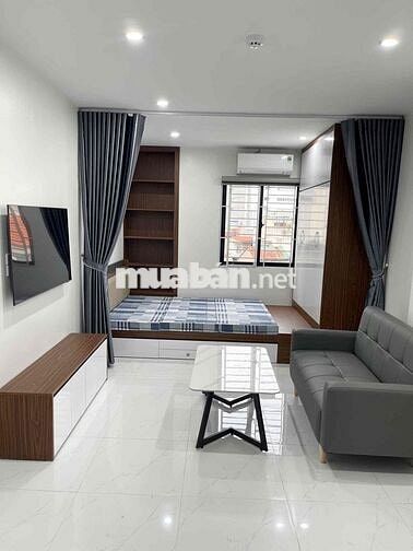 Căn hộ 35m2 1N1K tại Dịch Vọng, Cầu Giấy, Ô tô đỗ cửa, gần ga tàu