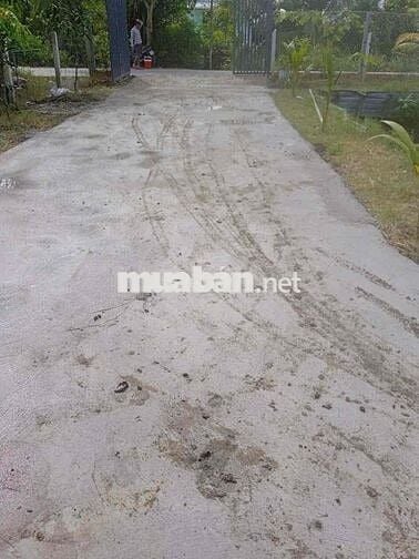 đất đang ngộp mặt tiền đường giá 960tr shr thương lượng